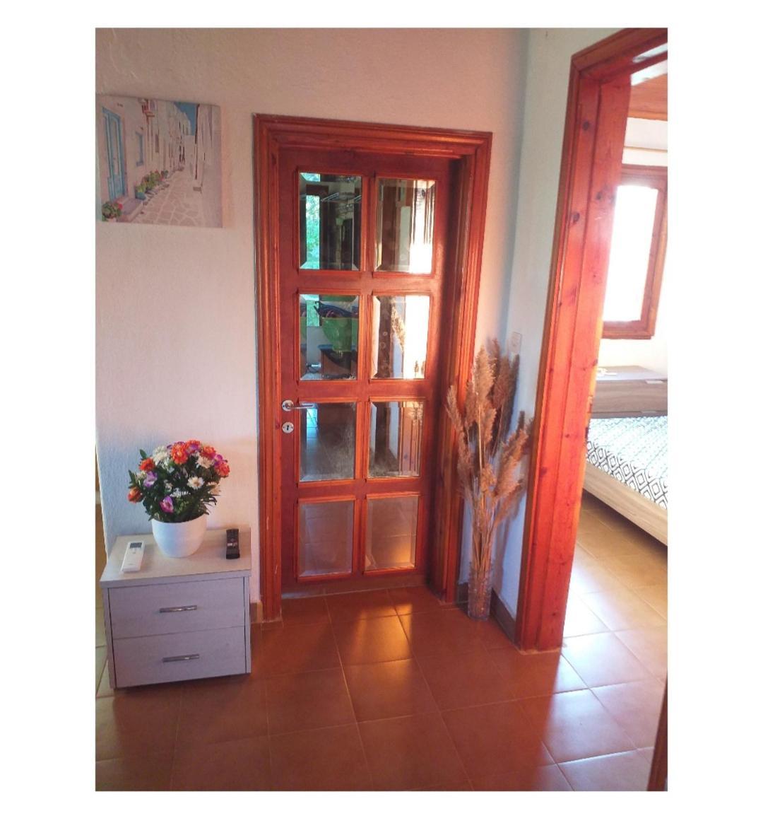 Zara's Holiday home Nea Silata